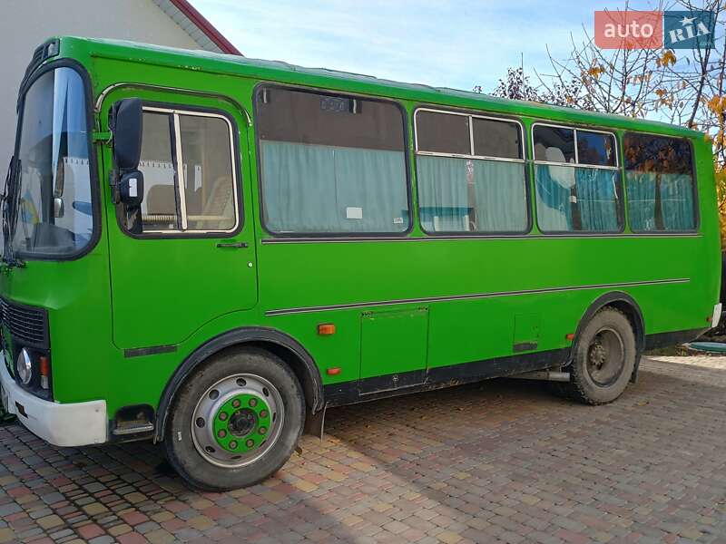 Приміський автобус ПАЗ 3205 2004 в Чорткові фото 2 Приміський автобус ПАЗ 3205 2004 в Чорткові