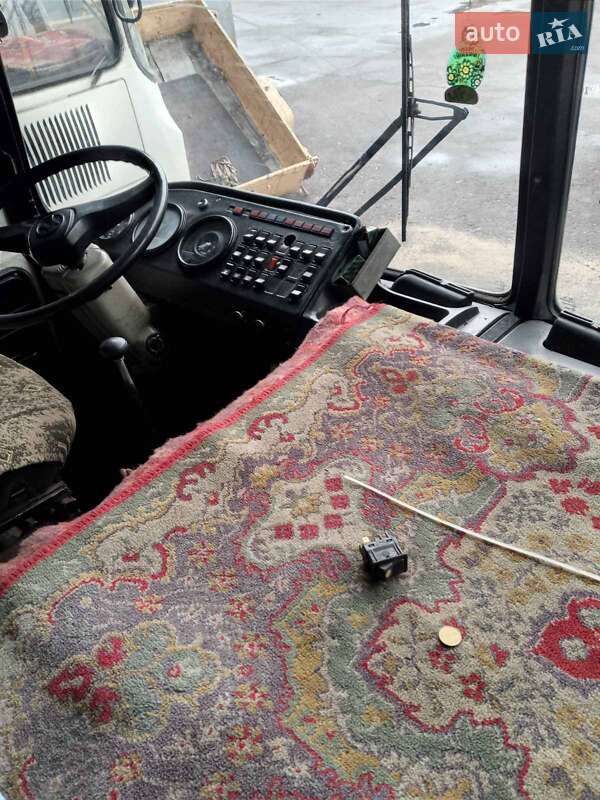 Міський автобус ПАЗ 3205 2003 в Житомирі фото 2 Міський автобус ПАЗ 3205 2003 в Житомирі