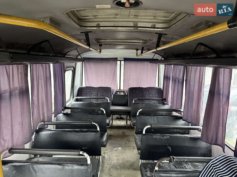 Міський автобус ПАЗ 3205 2006 в Кам'янському
