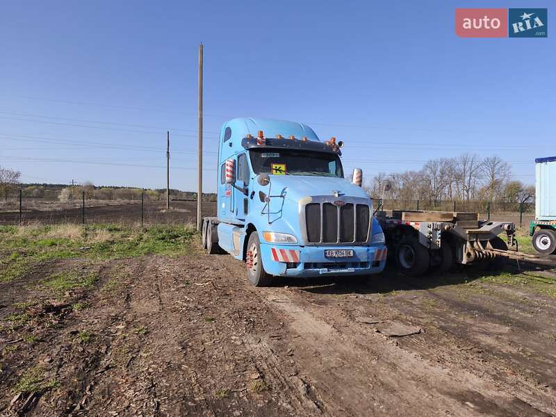Тягач Peterbilt 387 2003 в 