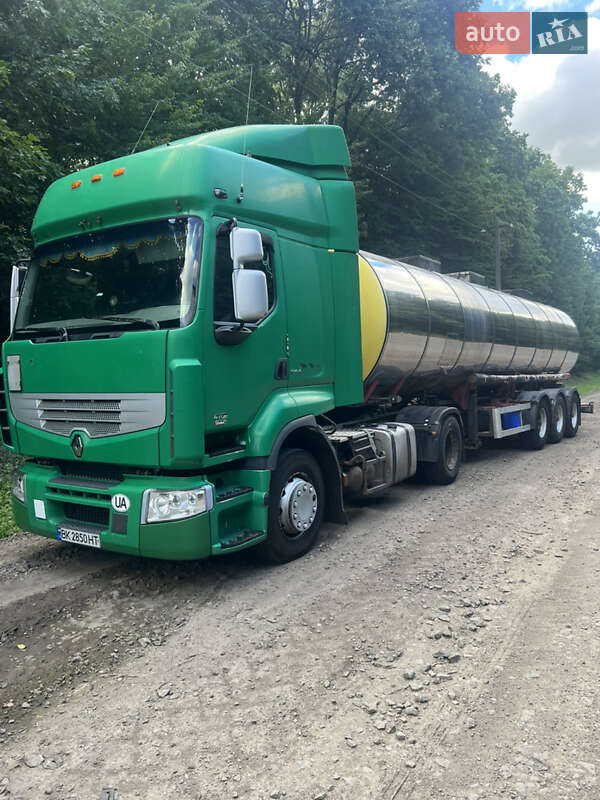 Цистерна напівпричіп Petro MNG 45 2003 в Бучі