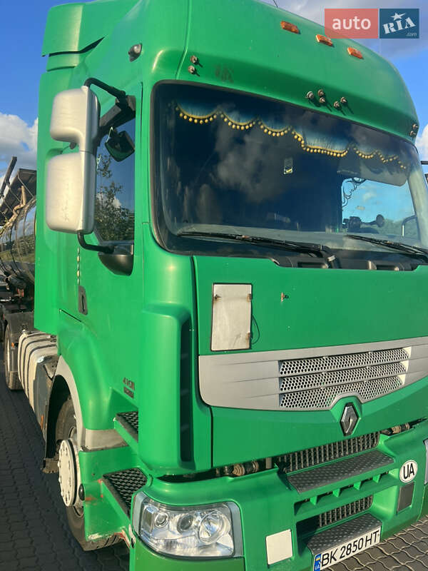 Цистерна напівпричіп Petro MNG 45 2003 в Бучі