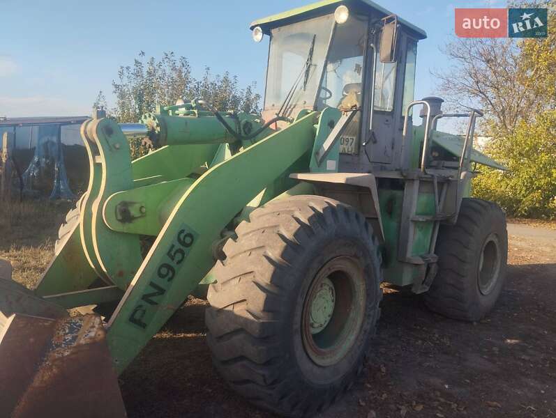 Фронтальні навантажувачі PetroNick 956 2008 в Павлограді фото Фронтальні навантажувачі PetroNick 956 2008 в Павлограді