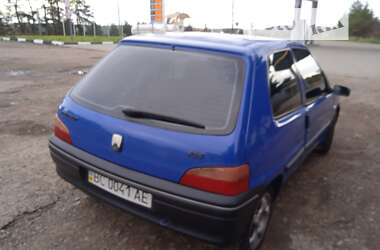 Хетчбек Peugeot 106 2000 в Мостиській