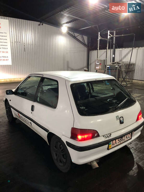 Хэтчбек Peugeot 106 1998 в Киеве