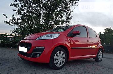 Хэтчбек Peugeot 107 2013 в Киеве