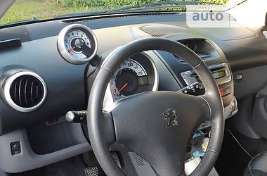 Хэтчбек Peugeot 107 2011 в Львове