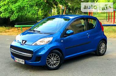 Хэтчбек Peugeot 107 2012 в Одессе