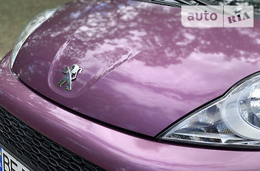 Хетчбек Peugeot 107 2012 в 