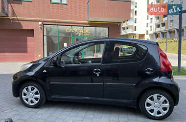 Хэтчбек Peugeot 107 2010 в Львове