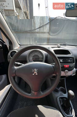 Хэтчбек Peugeot 107 2010 в Львове