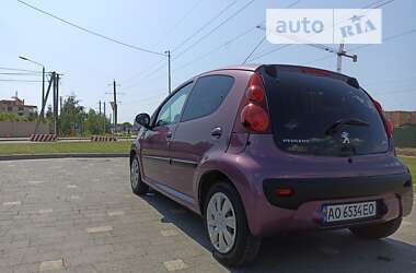 Хетчбек Peugeot 107 2013 в Ужгороді