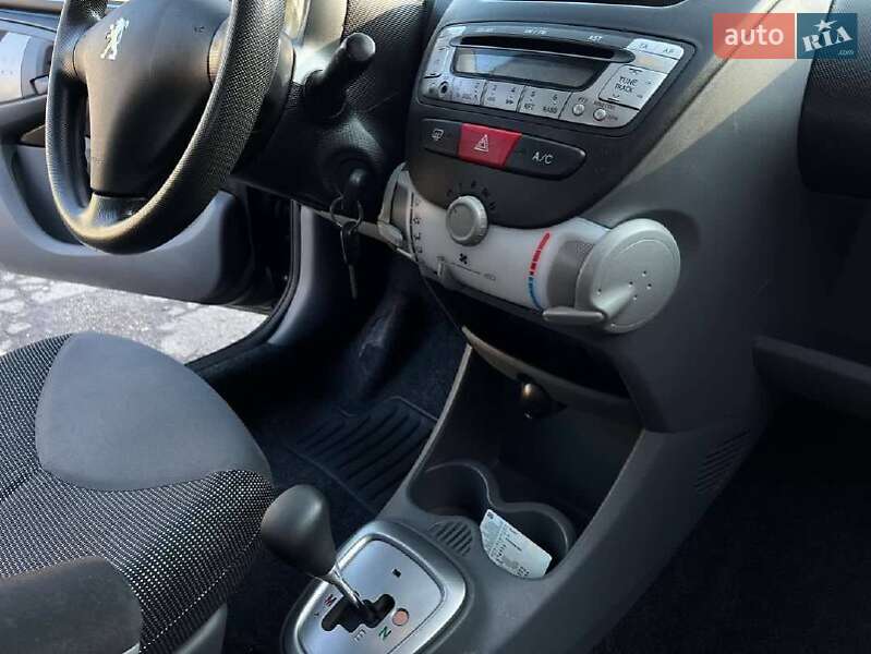 Хетчбек Peugeot 107 2006 в Луцьку