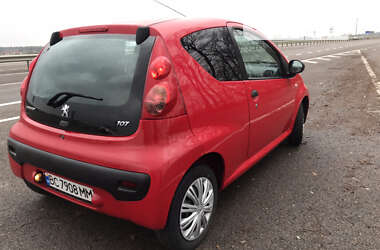 Хэтчбек Peugeot 107 2011 в Буске