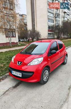 Хэтчбек Peugeot 107 2008 в Каменец-Подольском