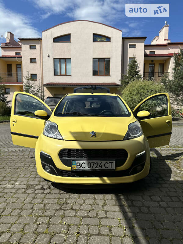 Хэтчбек Peugeot 107 2012 в Львове