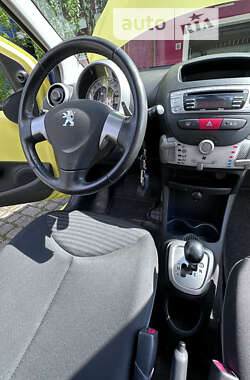 Хэтчбек Peugeot 107 2012 в Львове