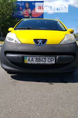 Хэтчбек Peugeot 107 2007 в Киеве