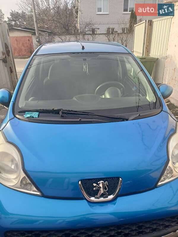 Хетчбек Peugeot 107 2011 в Києві