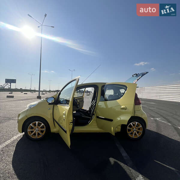 Хетчбек Peugeot 107 2010 в Львові