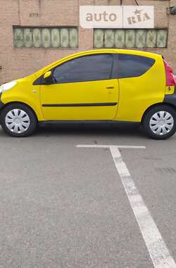 Хэтчбек Peugeot 107 2007 в Киеве