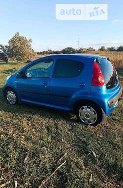 Хетчбек Peugeot 107 2011 в Запоріжжі