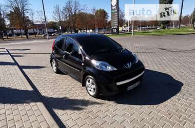 Хэтчбек Peugeot 107 2011 в Кременчуге