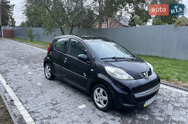 Хэтчбек Peugeot 107 2011 в Черновцах