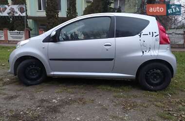 Хетчбек Peugeot 107 2008 в Кам'янець-Подільському