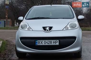 Хэтчбек Peugeot 107 2008 в Каменец-Подольском