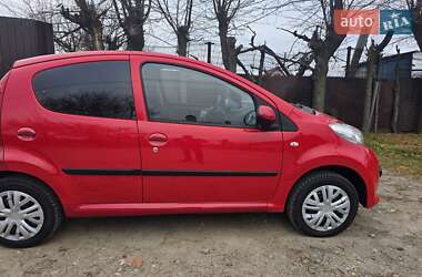 Хетчбек Peugeot 107 2008 в Запоріжжі