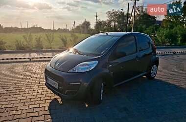 Хетчбек Peugeot 107 2014 в Доброславі