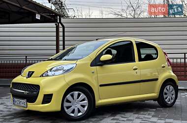 Хетчбек Peugeot 107 2011 в Одесі