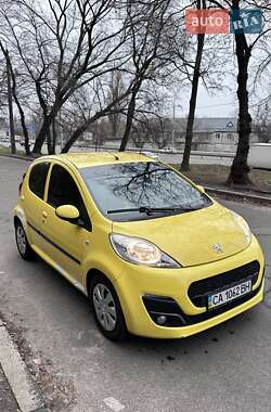 Хетчбек Peugeot 107 2012 в Києві