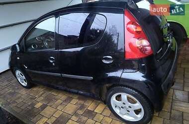 Хэтчбек Peugeot 107 2011 в Киеве