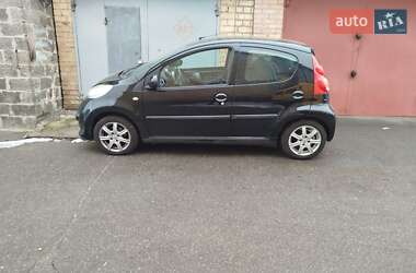 Хетчбек Peugeot 107 2008 в Києві