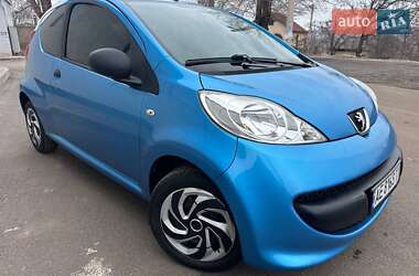 Хэтчбек Peugeot 107 2006 в Кривом Роге