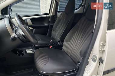 Хетчбек Peugeot 107 2013 в 