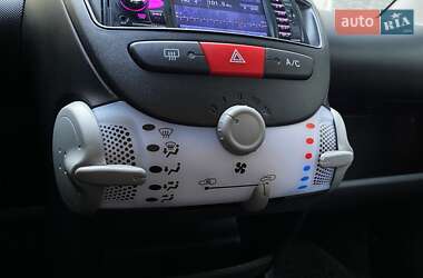 Хетчбек Peugeot 107 2013 в 