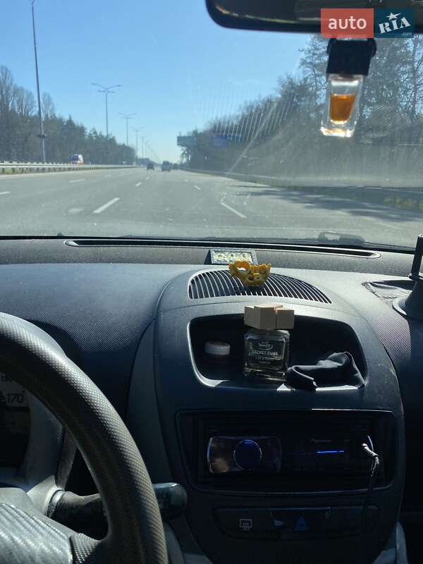 Хетчбек Peugeot 107 2008 в Борисполі