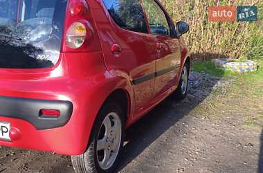 Хэтчбек Peugeot 107 2008 в 
