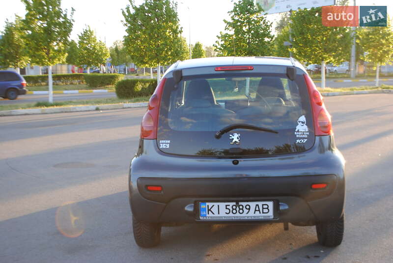Хэтчбек Peugeot 107 2009 в Буче