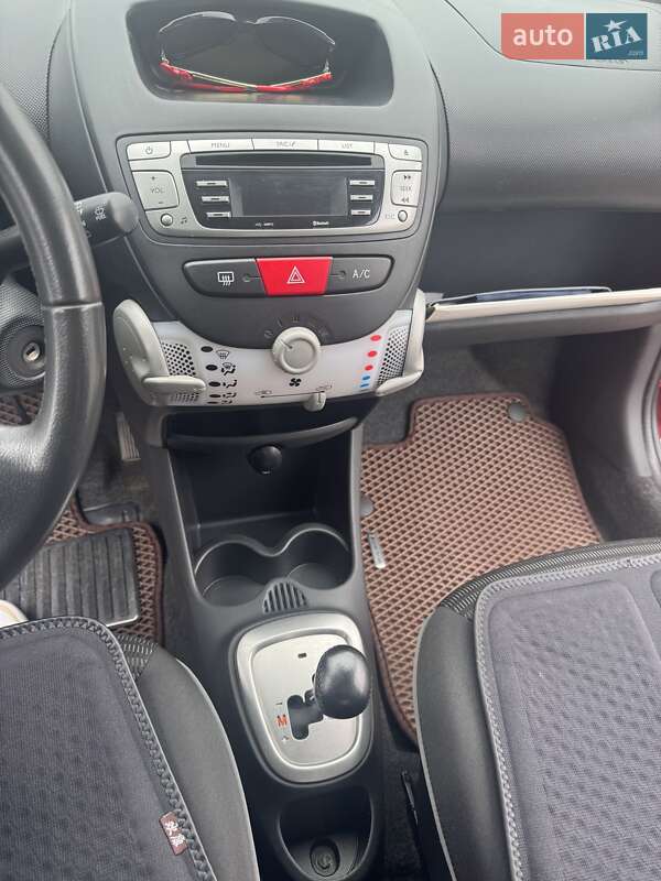 Хетчбек Peugeot 107 2012 в Харкові