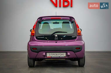 Хэтчбек Peugeot 107 2012 в 
