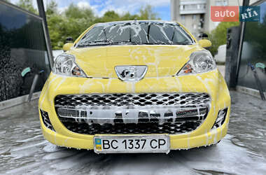 Хетчбек Peugeot 107 2012 в 
