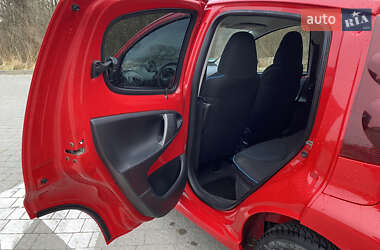 Хетчбек Peugeot 107 2013 в 