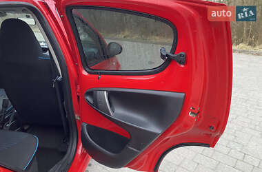 Хетчбек Peugeot 107 2013 в 