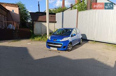 Хэтчбек Peugeot 107 2012 в Харькове