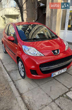 Хетчбек Peugeot 107 2011 в Львові