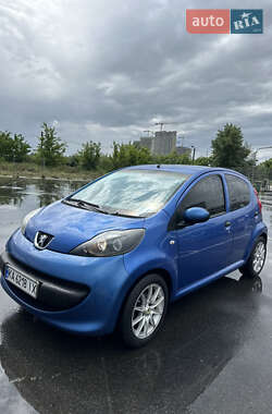 Хэтчбек Peugeot 107 2007 в 